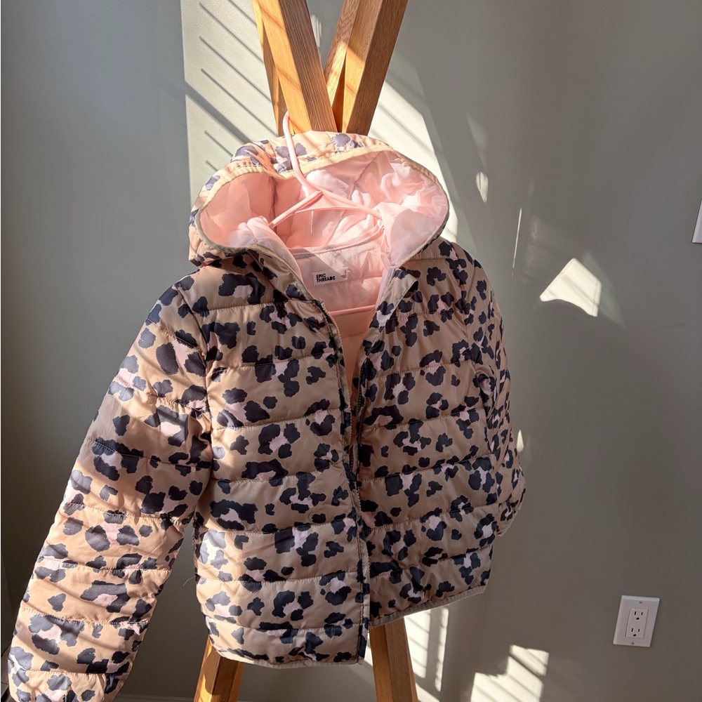 Epic Threads Light Pink leopard Puffer Jacket size 8